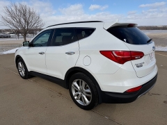 Used 2015  Hyundai Santa Fe Sport 4d SUV AWD 2&period;0T Ultimate at Rooster Auto Sales near Vinton&comma; IA