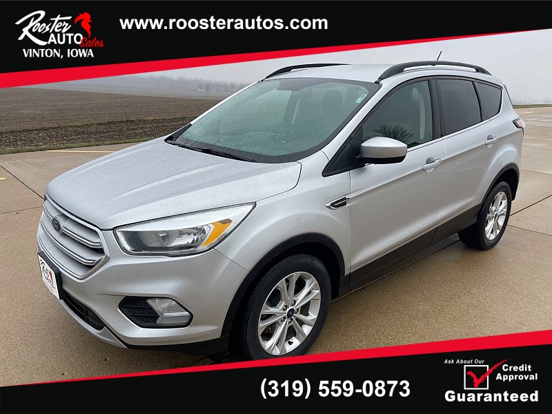 Used 2018  Ford Escape 4d SUV FWD SE at Rooster Auto Sales near Vinton, IA