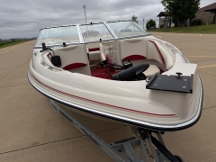 Used 2000  Glastron Boat at Rooster Auto Sales near Vinton&comma; IA