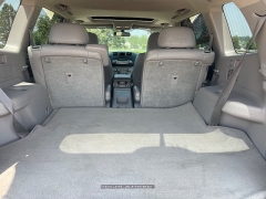 Used 2010 Toyota Highlander 4d SUV AWD SE at Rooster Auto Sales near Vinton, IA