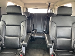 Used 2015 GMC Yukon XL 4d SUV 4WD SLT at Rooster Auto Sales near Vinton, IA