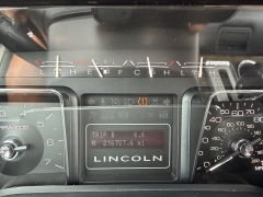 Used 2010  Lincoln Navigator L 4d SUV 4WD Elite at Rooster Auto Sales near Vinton&comma; IA