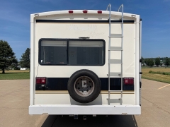 Used 1998 Fleetwood Motorhome at Rooster Auto Sales near Vinton, IA