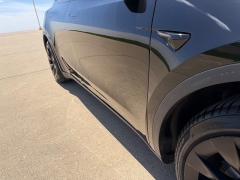 Used 2021  Tesla Model Y Long Range AWD at Rooster Auto Sales near Vinton&comma; IA