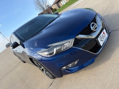 Used 2017  Nissan Maxima 4d Sedan Platinum at Rooster Auto Sales near Vinton&comma; IA