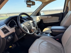 Used 2010  Chevrolet Traverse 4d SUV AWD LTZ at Rooster Auto Sales near Vinton&comma; IA