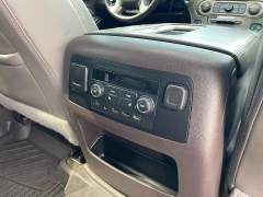 Used 2017 GMC Yukon XL 4d SUV 4WD Denali at Rooster Auto Sales near Vinton, IA