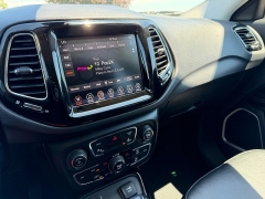 Used 2021  Jeep Compass Limited FWD at Rooster Auto Sales near Vinton&comma; IA