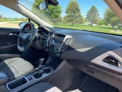 Used 2016 Chevrolet Cruze 4d Sedan LT Auto at Rooster Auto Sales near Vinton, IA
