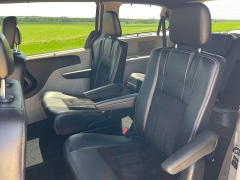 Used 2016 Dodge Grand Caravan 4d Wagon SXT at Rooster Auto Sales near Vinton, IA