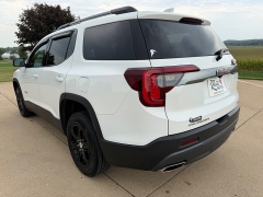 Used 2021  GMC Acadia AWD 4dr AT4 at Rooster Auto Sales near Vinton&comma; IA