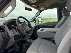 Used 2015  Ford Super Duty F-350 4WD Crew Cab XL SRW at Rooster Auto Sales near Vinton&comma; IA