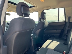 Used 2012 Jeep Compass 4d SUV 4WD Latitude at Rooster Auto Sales near Vinton, IA