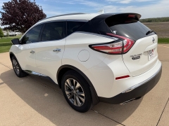 Used 2018  Nissan Murano 4d SUV AWD SL at Rooster Auto Sales near Vinton&comma; IA
