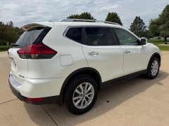 Used 2017  Nissan Rogue 4d SUV AWD S at Rooster Auto Sales near Vinton&comma; IA