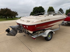 Used 2000  Glastron Boat at Rooster Auto Sales near Vinton&comma; IA