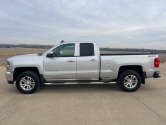 Used 2016  Chevrolet Silverado 1500 4WD Double Cab LT at Rooster Auto Sales near Vinton&comma; IA