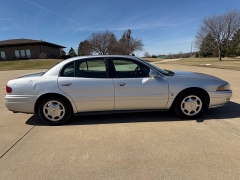 Used 2002  Buick LeSabre 4d Sedan Limited at Rooster Auto Sales near Vinton&comma; IA
