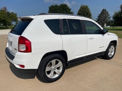 Used 2012 Jeep Compass 4d SUV 4WD Latitude at Rooster Auto Sales near Vinton, IA