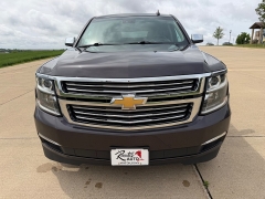 Used 2016  Chevrolet Suburban 4d SUV 4WD LTZ at Rooster Auto Sales near Vinton&comma; IA