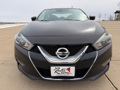 Used 2016  Nissan Maxima 4d Sedan Platinum at Rooster Auto Sales near Vinton&comma; IA