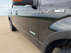 Used 2012  Ford F-150 4WD Supercrew Lariat 5 1&sol;2 at Rooster Auto Sales near Vinton&comma; IA