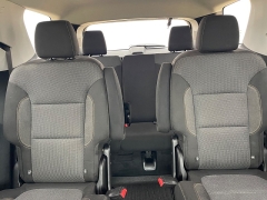 Used 2019  Chevrolet Traverse 4d SUV FWD LT Cloth w/1LT at Rooster Auto Sales near Vinton, IA