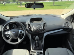 Used 2015  Ford Escape 4d SUV 4WD SE at Rooster Auto Sales near Vinton&comma; IA