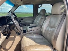 Used 2003 Chevrolet Tahoe 4d SUV 4WD LT at Rooster Auto Sales near Vinton, IA