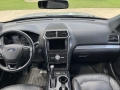 Used 2017 Ford Explorer 4d SUV 4WD Sport at Rooster Auto Sales near Vinton, IA