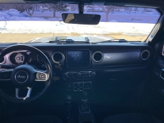 Used 2018  Jeep Wrangler Unlimited 4d SUV 4WD Sahara at Rooster Auto Sales near Vinton&comma; IA