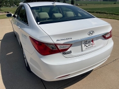 Used 2013 Hyundai Sonata 4d Sedan GLS at Rooster Auto Sales near Vinton, IA