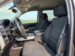 Used 2015  Chevrolet Silverado 1500 4WD Crew Cab LT Z71 at Rooster Auto Sales near Vinton&comma; IA