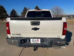 Used 2009  Chevrolet Silverado 1500 4WD Crew Cab LTZ at Rooster Auto Sales near Vinton&comma; IA