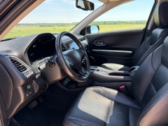 Used 2017  Honda HR-V 4d SUV AWD EX-L Navigation at Rooster Auto Sales near Vinton&comma; IA