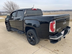 Used 2015  GMC Canyon 4WD Crew Cab SLT at Rooster Auto Sales near Vinton&comma; IA