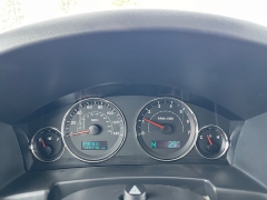 Used 2007  Jeep Commander 4d SUV 4WD Limited HEMI at Rooster Auto Sales near Vinton, IA