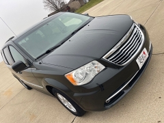 Used 2012  Chrysler Town & Country 4d Wagon Touring at Rooster Auto Sales near Vinton, IA