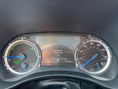 Used 2022  Toyota Highlander Hybrid XLE AWD at Rooster Auto Sales near Vinton&comma; IA