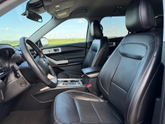Used 2021  Ford Explorer Limited 4WD at Rooster Auto Sales near Vinton&comma; IA