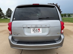 Used 2019  Dodge Grand Caravan 4d Wagon GT at Rooster Auto Sales near Vinton&comma; IA