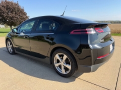 Used 2012  Chevrolet Volt 4d Hatchback Premium at Rooster Auto Sales near Vinton&comma; IA