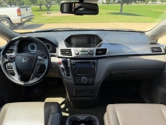 Used 2014  Honda Odyssey 4d Wagon Touring at Rooster Auto Sales near Vinton&comma; IA