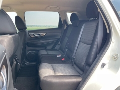 Used 2018 Nissan Rogue 4d SUV AWD SV at Rooster Auto Sales near Vinton, IA