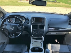 Used 2019 Dodge Grand Caravan 4d Wagon SXT at Rooster Auto Sales near Vinton, IA