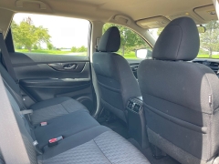 Used 2018 Nissan Rogue 4d SUV AWD S at Rooster Auto Sales near Vinton, IA