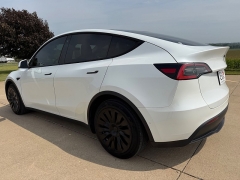 Used 2021  Tesla Model Y Long Range AWD at Rooster Auto Sales near Vinton&comma; IA