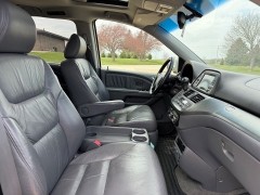 Used 2006  Honda Odyssey 5d Wagon Touring RES & Nav at Rooster Auto Sales near Vinton&comma; IA