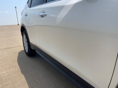 Used 2018 Nissan Rogue 4d SUV AWD SV at Rooster Auto Sales near Vinton, IA