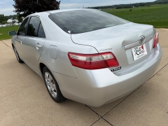 Used 2009  Toyota Camry 4d Sedan LE Auto at Rooster Auto Sales near Vinton&comma; IA